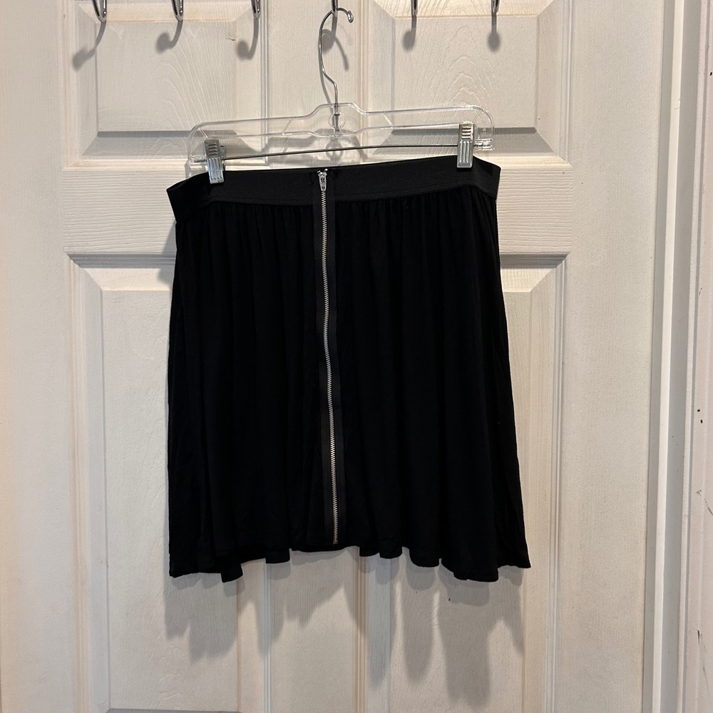 Elle Women‎ Black Zipper Front Skirt Size L Rayon Spandex Grunge Goth Whimsigoth